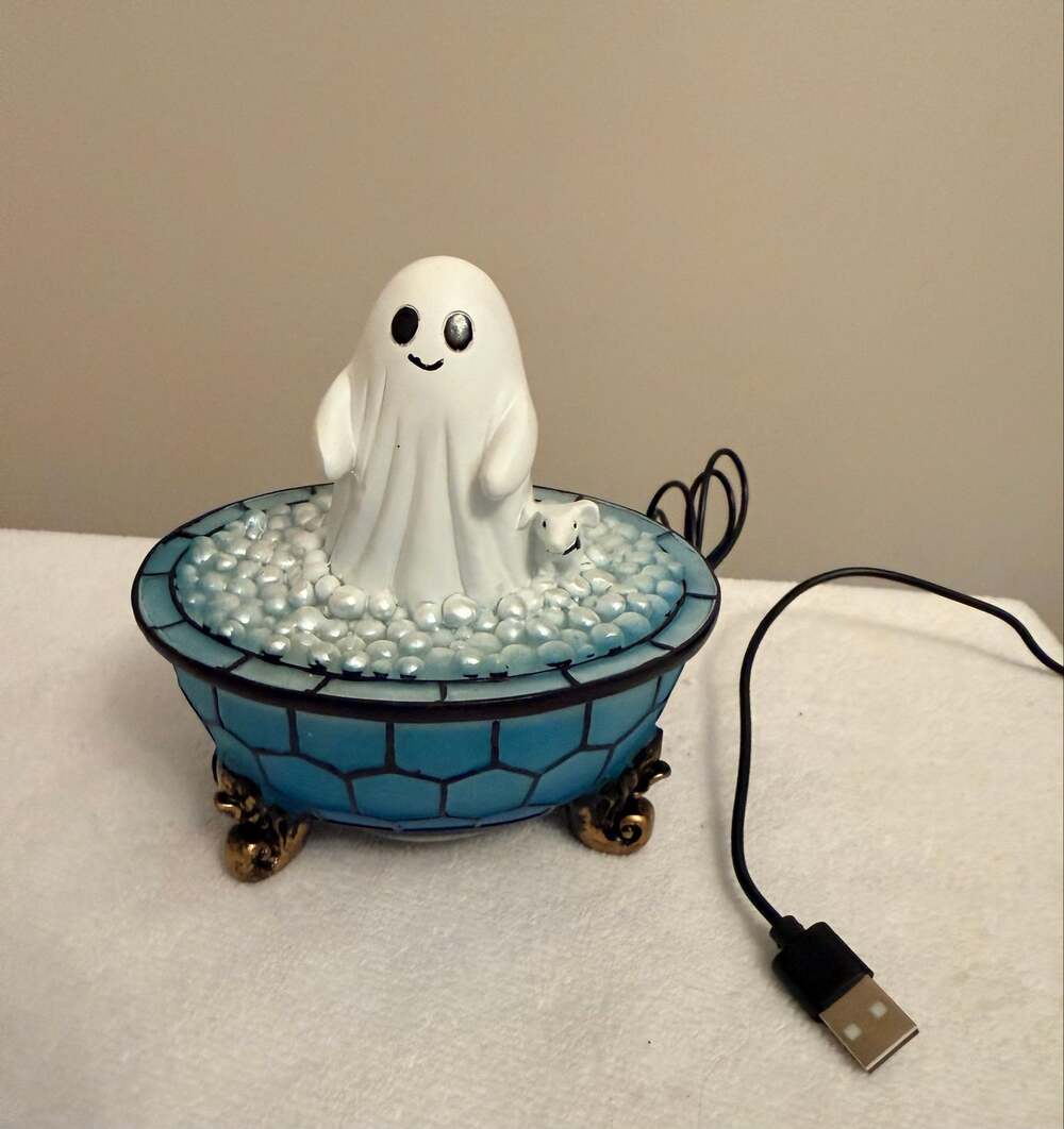 New Halloween Ghost Bubble Bath Lamp,  resin Halloween Ghost Bubble Bath Lamp